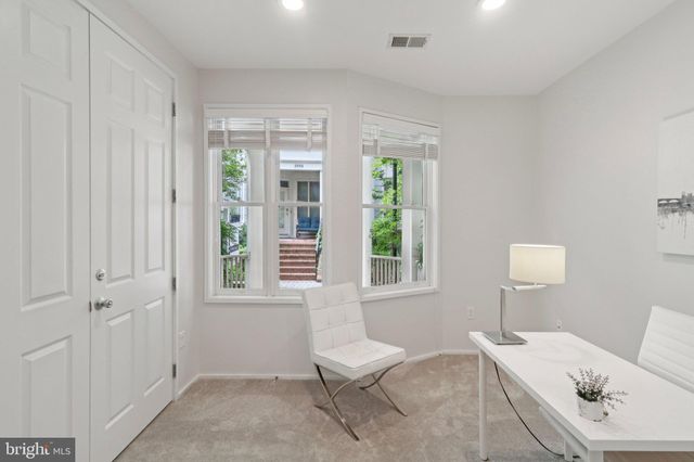 $1,199,000 | 2076 North Oakland Street, Arlington, VA 22207