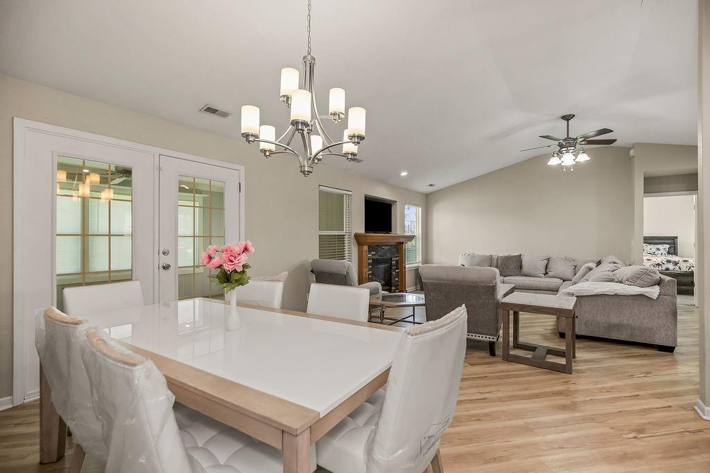 16705 Freeman Drive Basehor, KS 66007 - Photo 9 of 30
