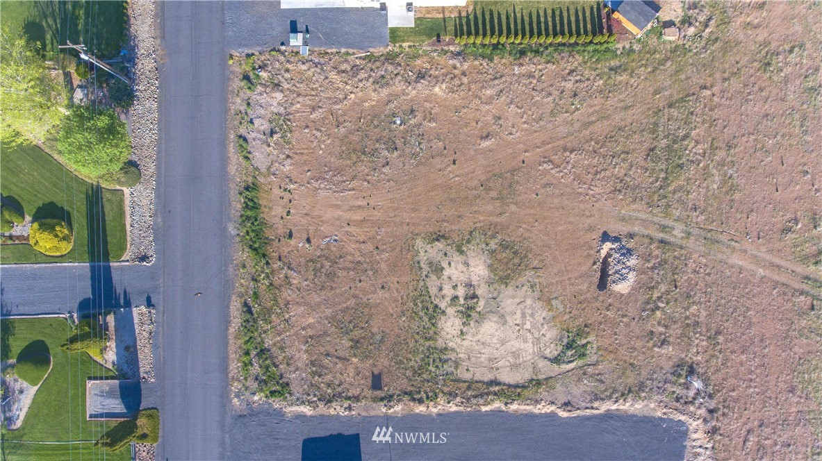 7877 Grove Road Northeast Moses Lake, WA 98837 - Photo 6 of 8 Gallery Image 6