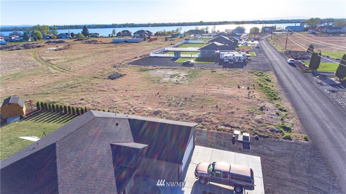7877 Grove Road Northeast Moses Lake, WA 98837 - Photo 8 of 8 Gallery Image 8