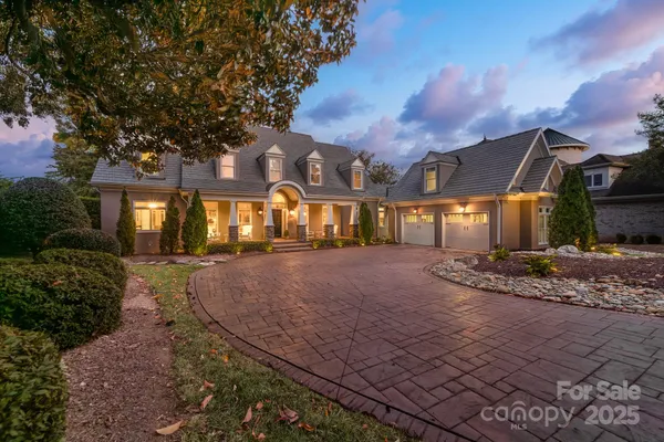 $2,800,000 | 18316 Mainsail Pointe Drive, Cornelius, NC 28031