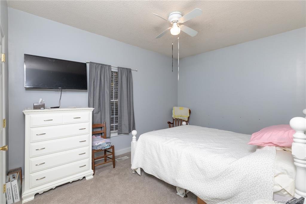 1607 Hunters Place Road York, SC 29745 - Photo 28 of 48 Gallery Image 28