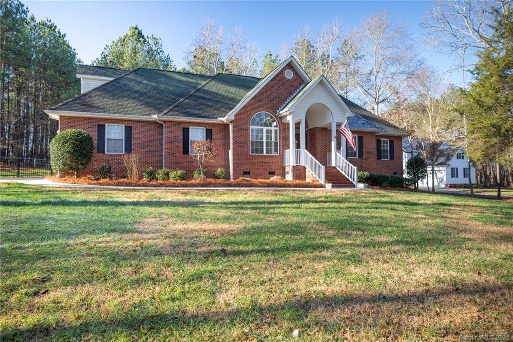 1607 Hunters Place Road York, SC 29745 - Photo 4 of 48 Gallery Image 4