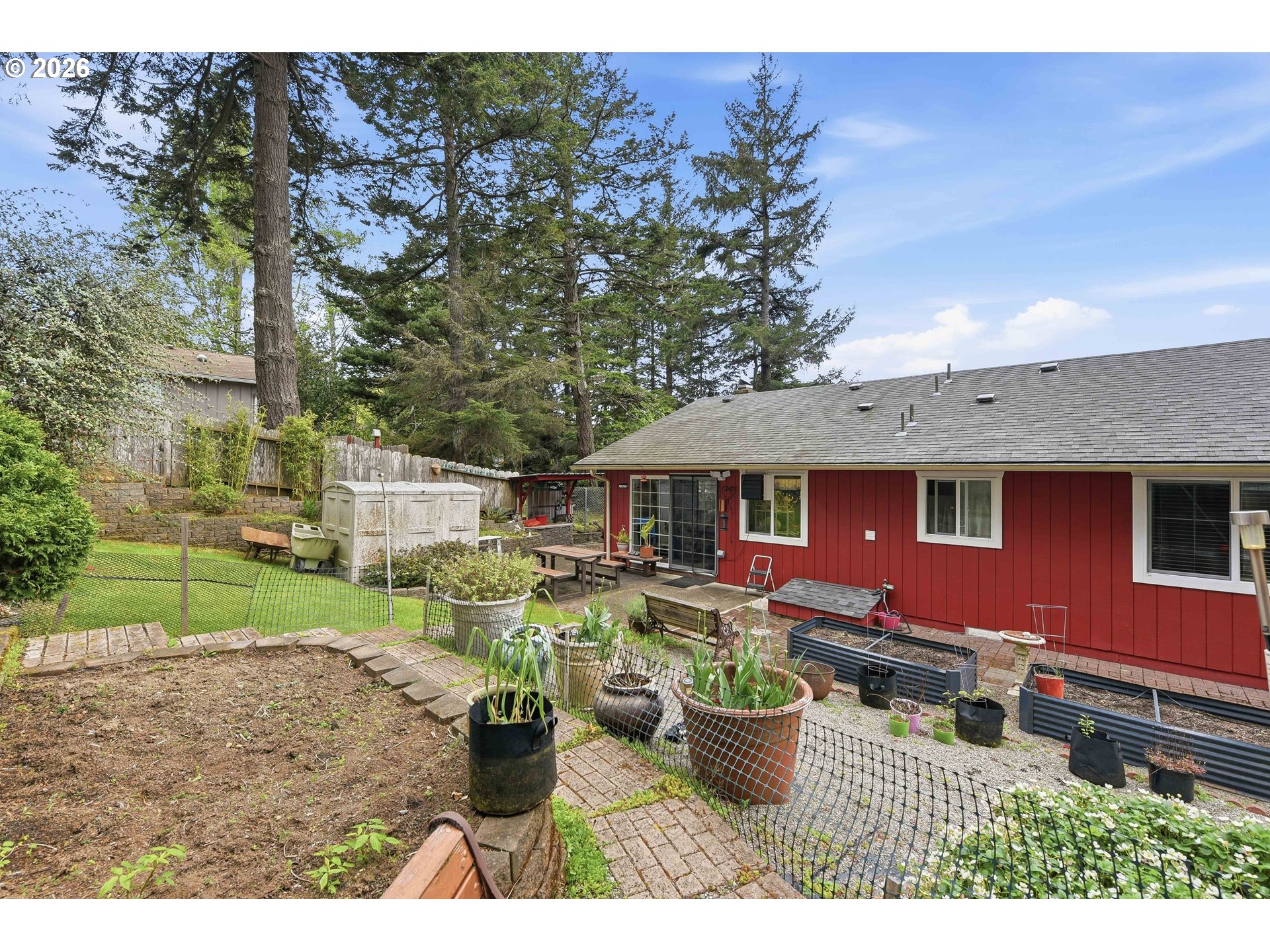 425 Radar Road Coos Bay, OR 97420 - Photo 33 of 41 Gallery Image 33