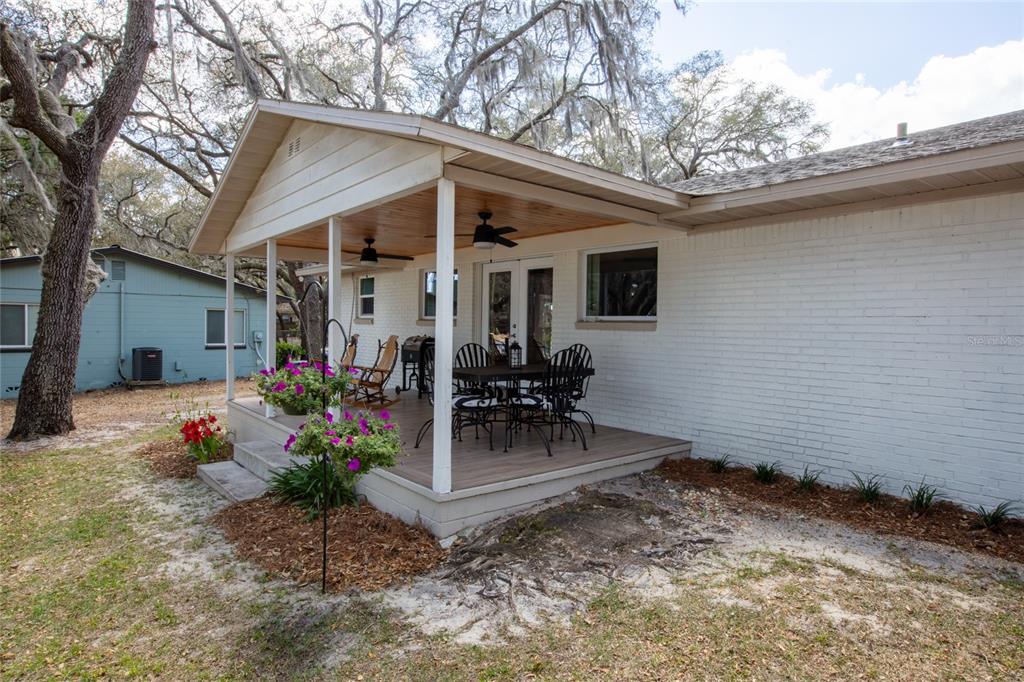 5921 County Road 352 Keystone Heights, FL 32656 - Photo 15 of 73 a view of a house with patio