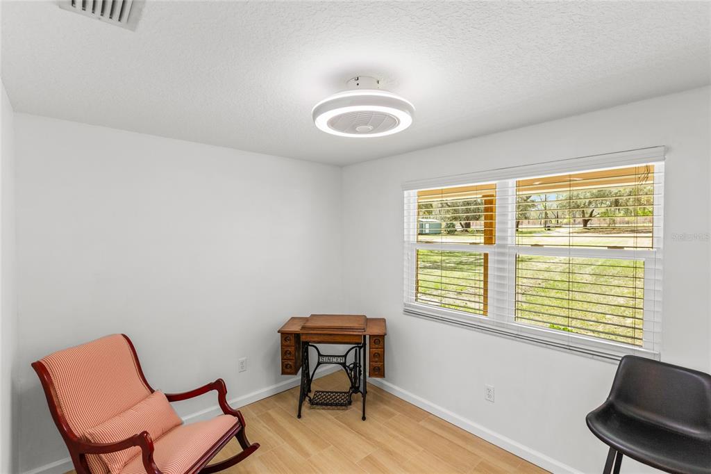 5921 County Road 352 Keystone Heights, FL 32656 - Photo 46 of 73 a view of a room with a lounge chair