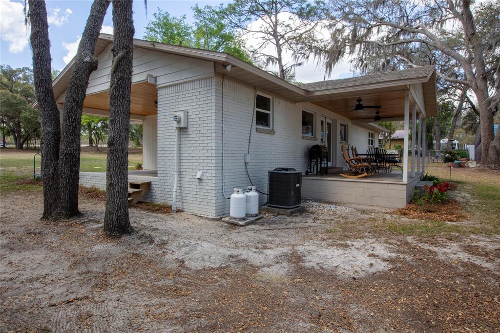 5921 County Road 352 Keystone Heights, FL 32656 - Photo 10 of 73 a view of a house with a patio