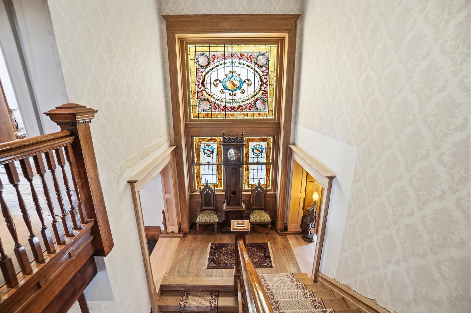 875 East Broad Street Columbus, OH 43205 - Photo 64 of 170 Grand primary staircase