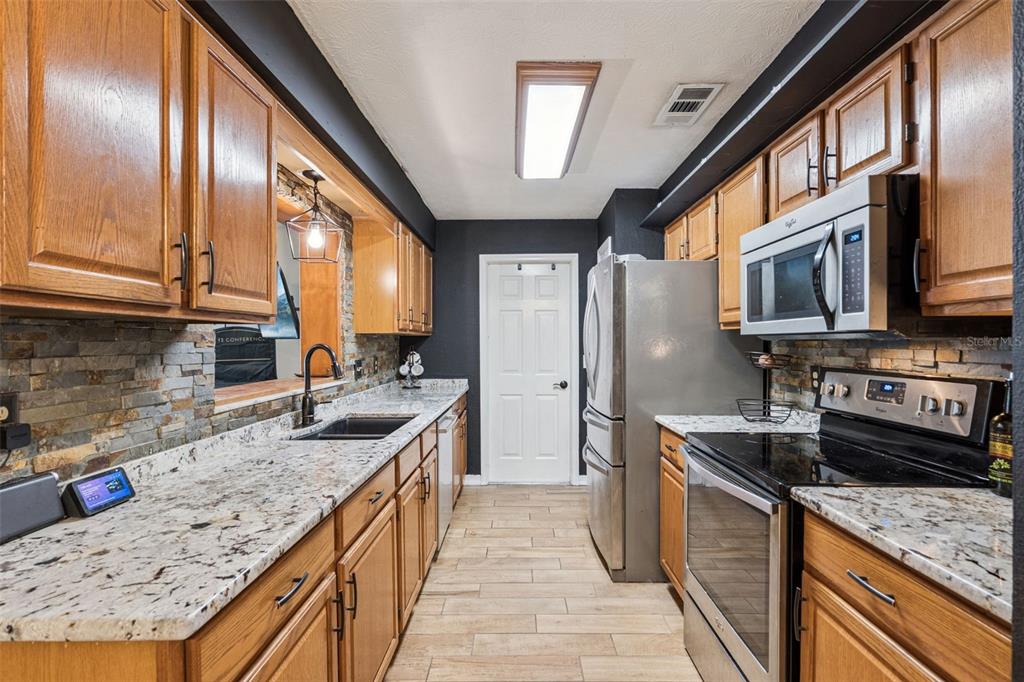 910 Parson Brown Way Longwood, FL 32750 - Photo 9 of 30