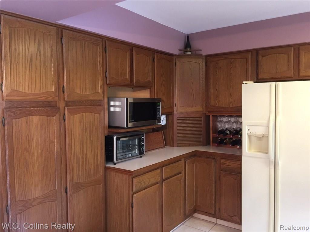 18074 28 Mile Road Ray, MI 48096 - Photo 9 of 32 Kitchen