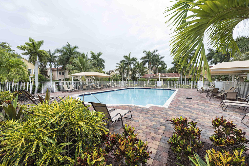 171 Mulligan Place Jupiter, FL 33458 - Photo 34 of 41 Pool