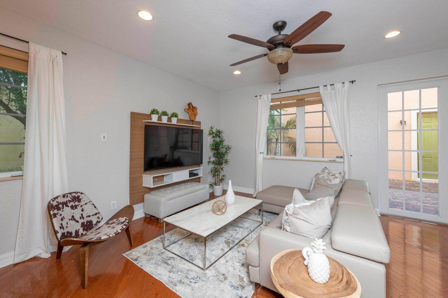 171 Mulligan Place Jupiter, FL 33458 - Photo 4 of 41 20210415184358297116000000-o