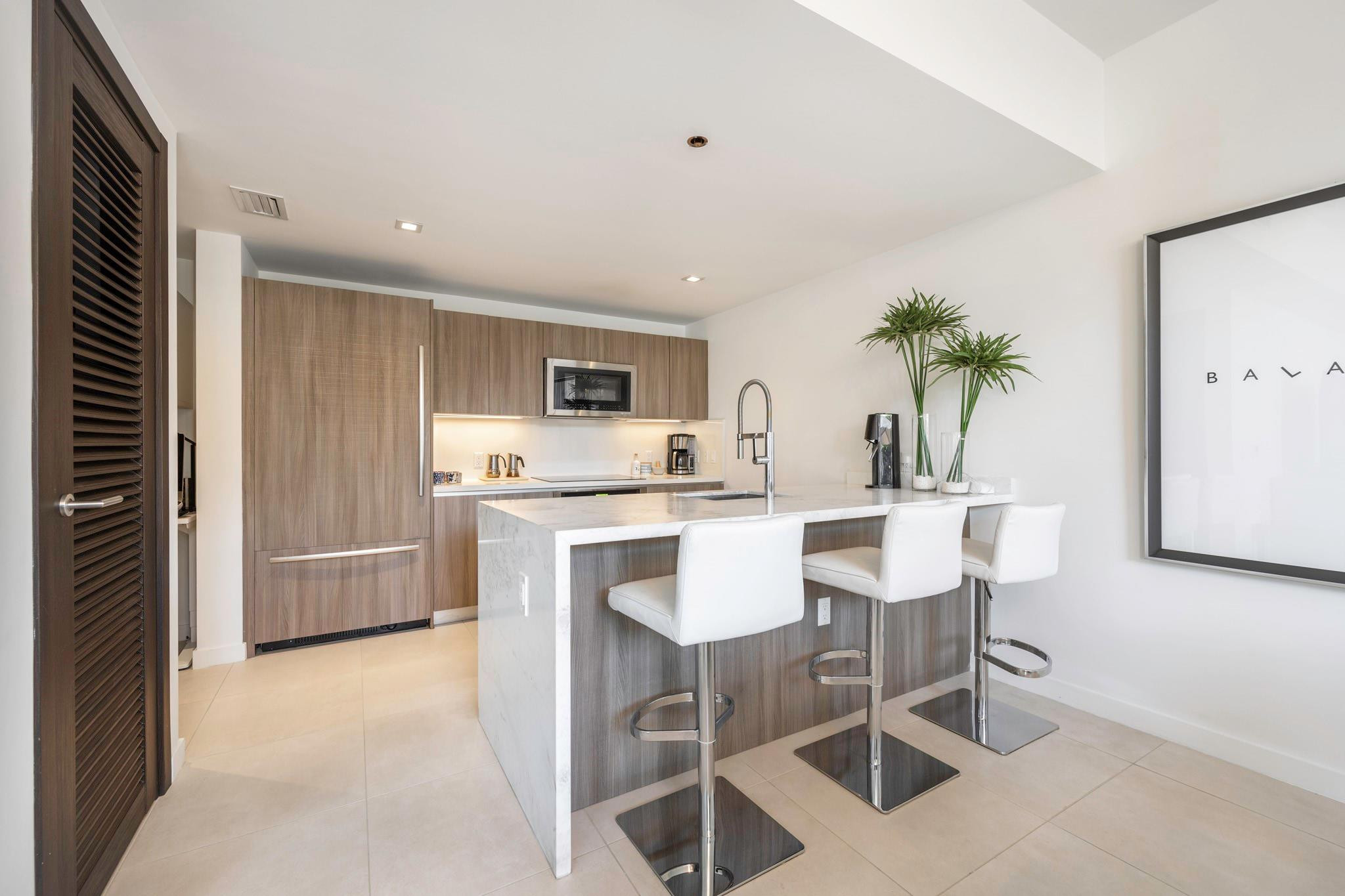 401 North Birch Road, Unit TH7 Fort Lauderdale, FL 33304 - Photo 13 of 33 Photo 13