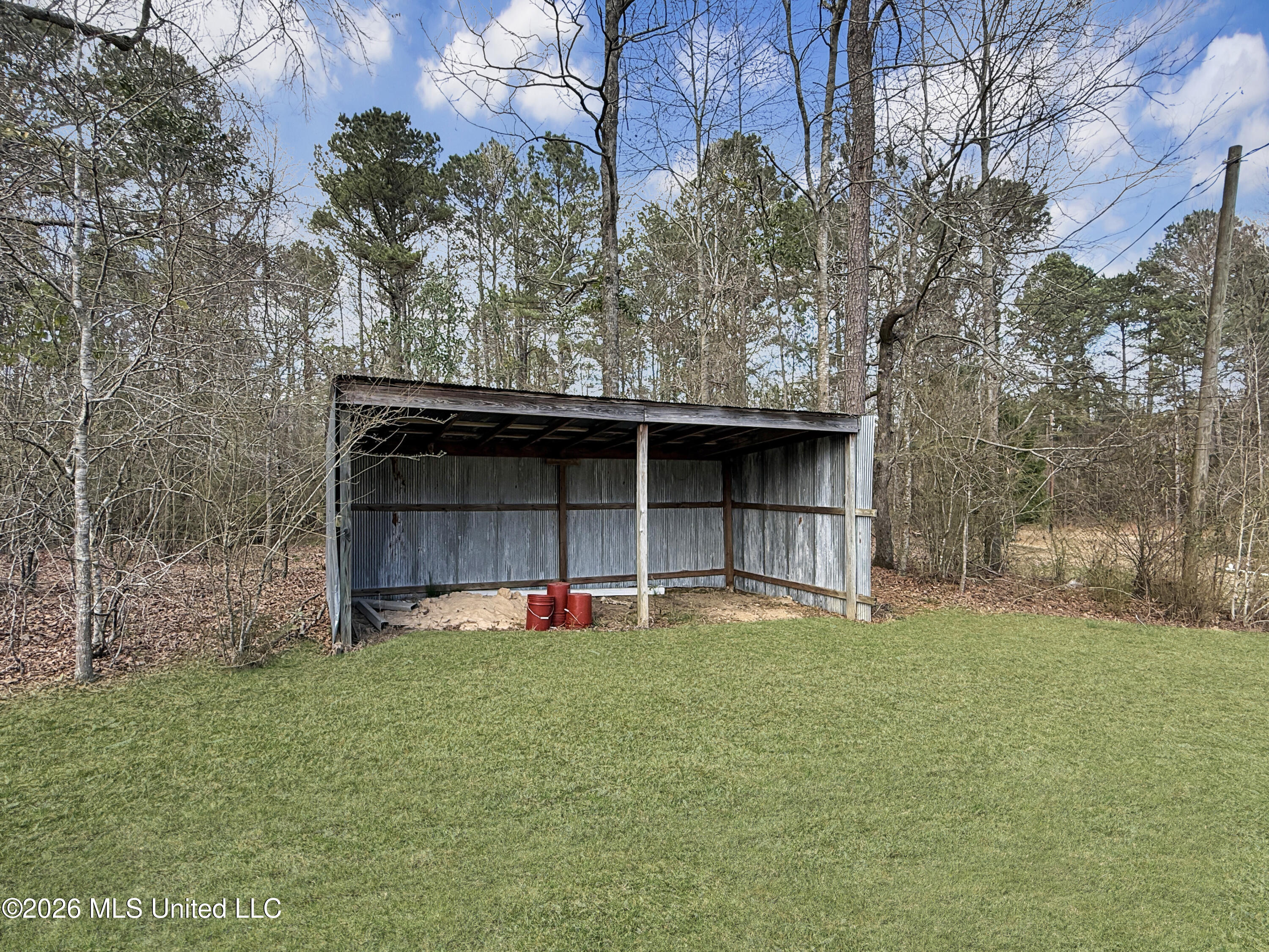 3076 Shiloh Road Pelahatchie, MS 39145 - Photo 35 of 45 3e04349a684bd51dc5b7a0a5c28ae98d27fddb96