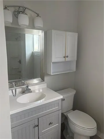 $2,400 | 2010 Broadway Street, New Orleans, LA 70118