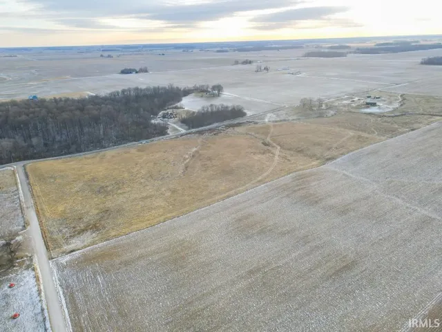 $237,350 | 17 South County Road 100 East, New Castle, IN 47362