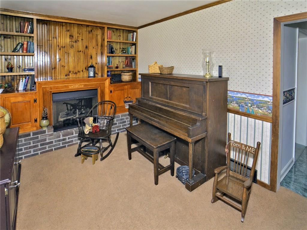 10415 Forbes Road Pittsburgh, PA 15235 - Photo 10 of 25 Gallery Image 10