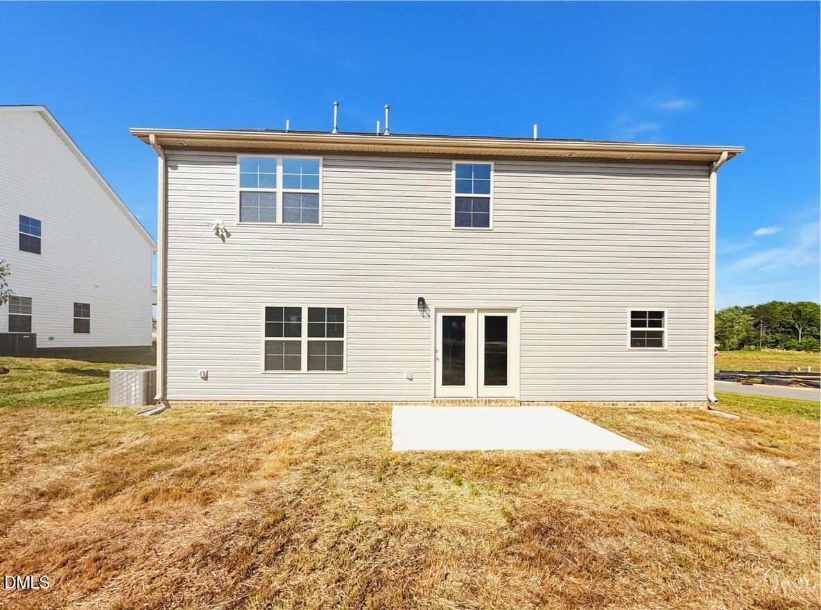 804 Council Rdg Road, Unit 17 Graham, NC 27253 - Photo 5 of 6 RealtyCam Photo 1