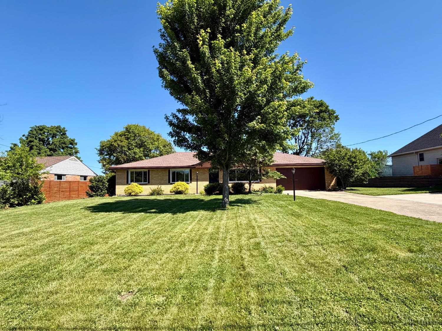 7350 Barret Road West Chester, OH 45069 - Photo 3 of 54