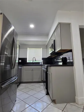 $3,200 | 400 Northeast 142nd Street, North Miami, FL 33161