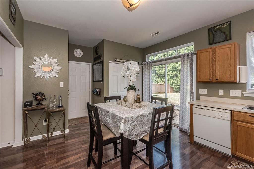 1135 Hipp Road Charlotte, NC 28216 - Photo 14 of 36 Gallery Image 14
