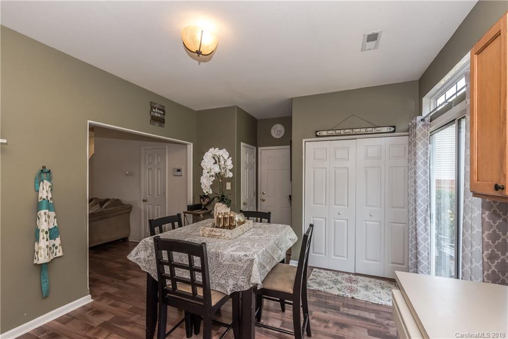 1135 Hipp Road Charlotte, NC 28216 - Photo 15 of 36 Gallery Image 15