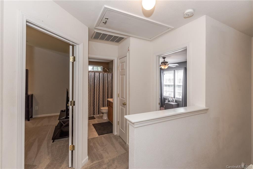1135 Hipp Road Charlotte, NC 28216 - Photo 20 of 36 Gallery Image 20
