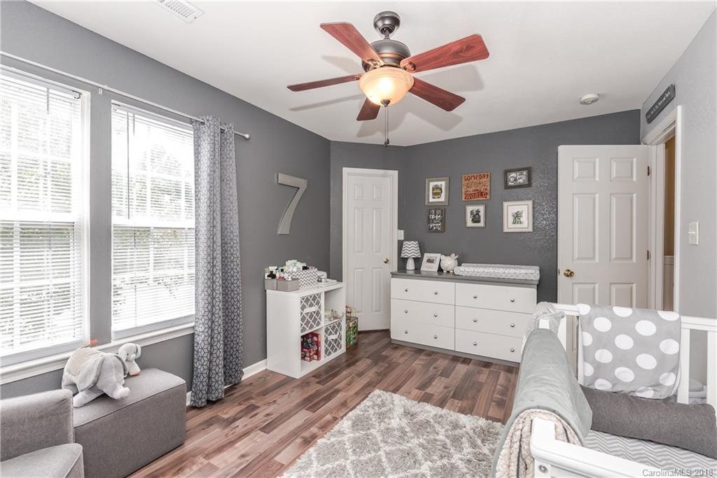 1135 Hipp Road Charlotte, NC 28216 - Photo 31 of 36 Gallery Image 31