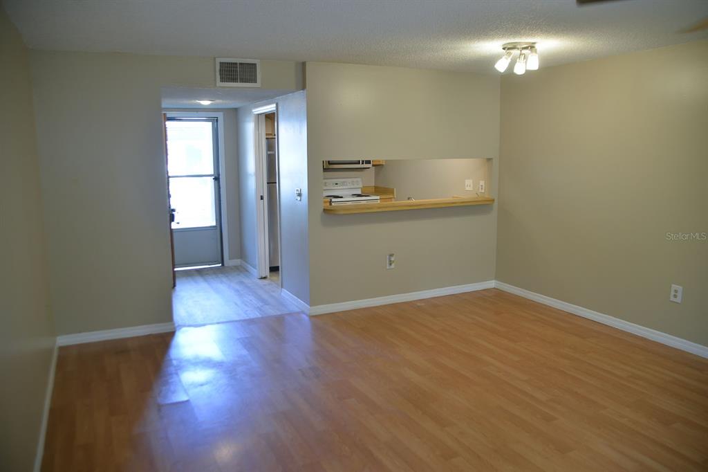 117 Crown Point Circle, Unit 5L Longwood, FL 32779 - Photo 6 of 21