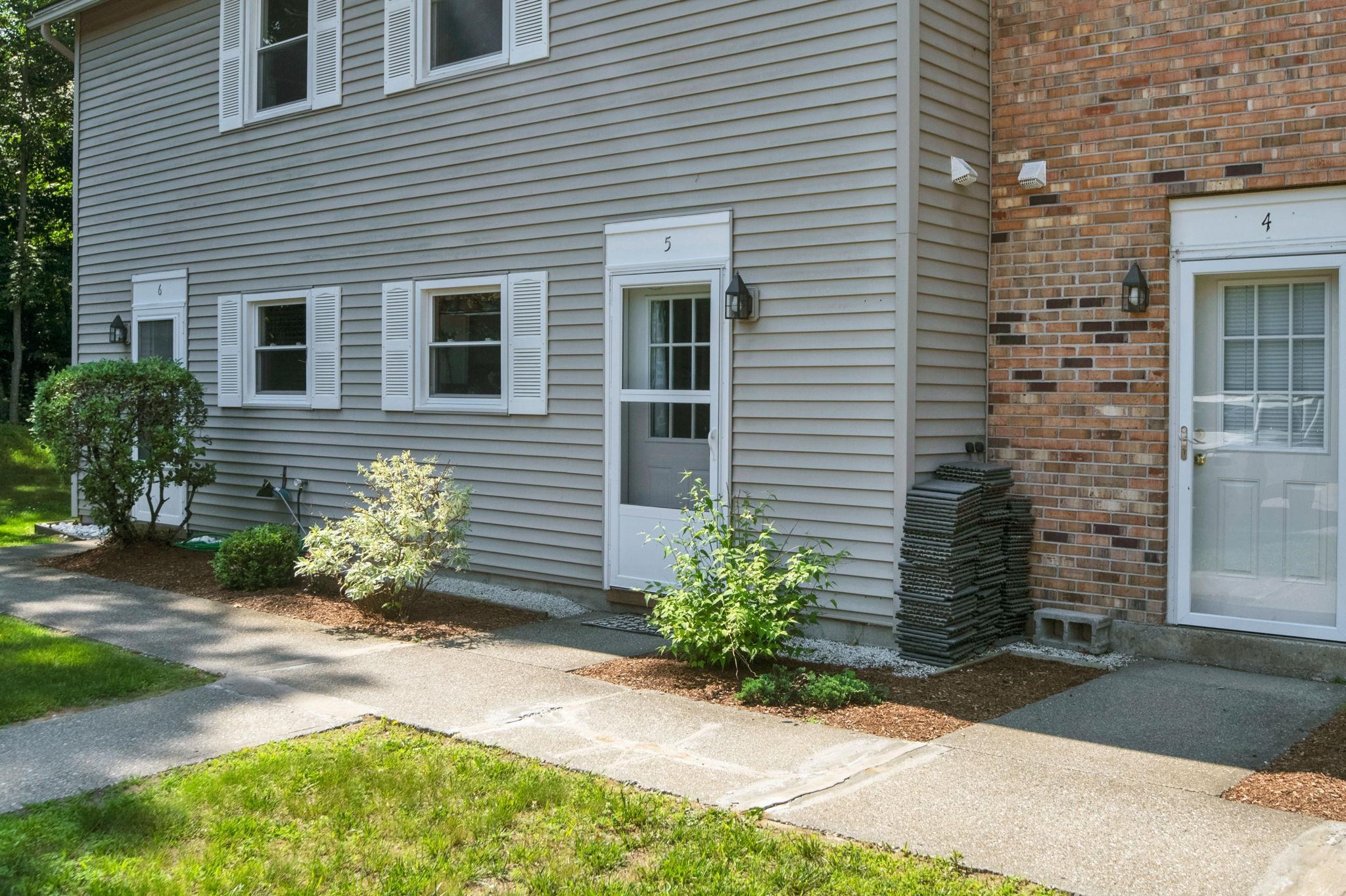 107 Wells Avenue, Unit 5 Colchester, VT 05446 - Photo 36 of 43