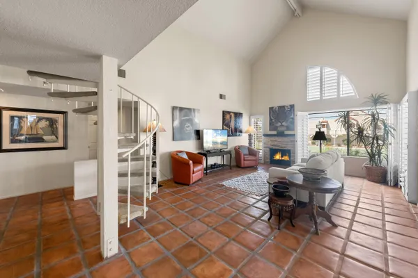 $540,000 | 73280 Shadow Mountain Drive, Unit D, Palm Desert, CA 92260
