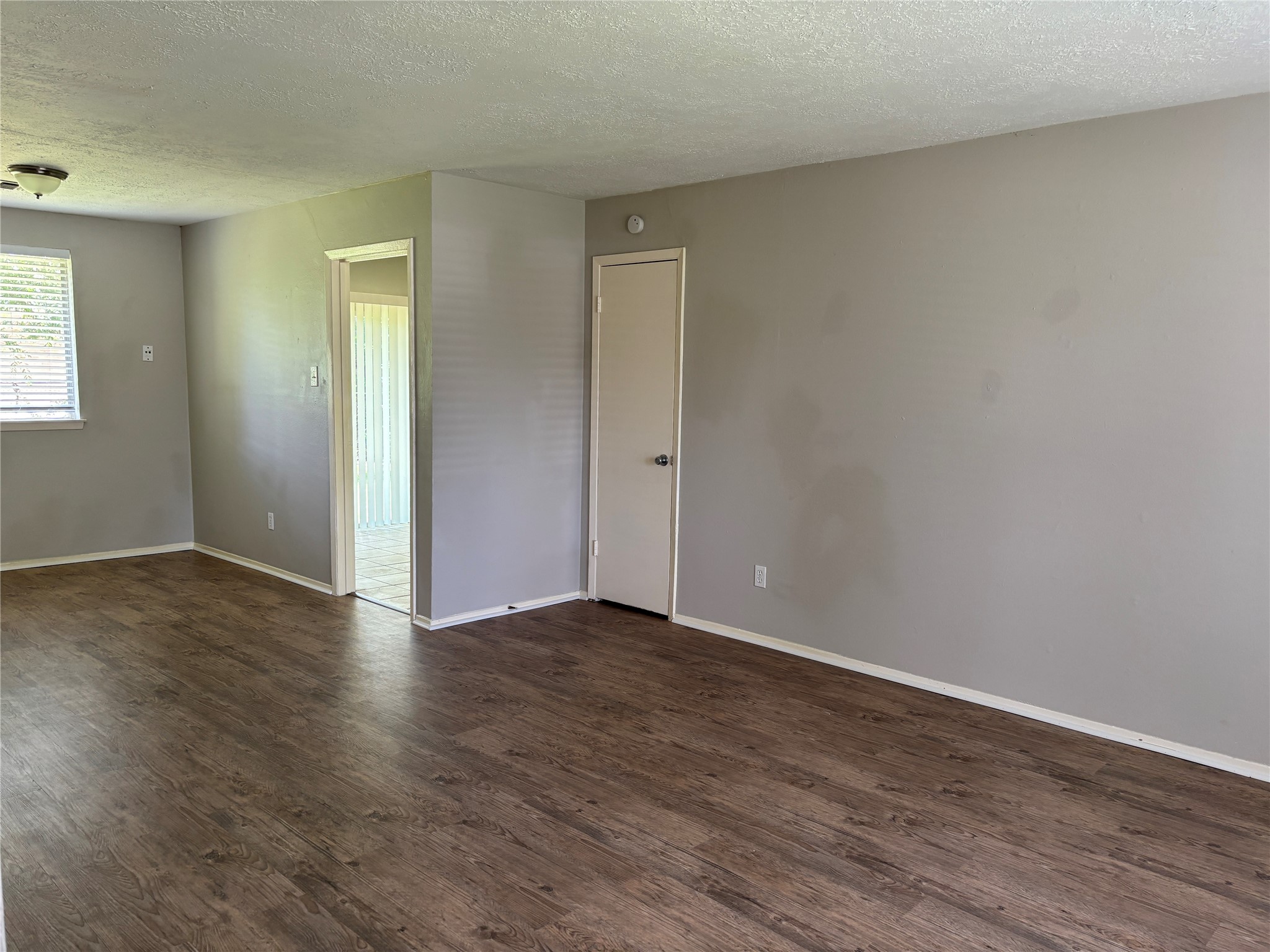 12614 Chiswick Road Houston, TX 77047 - Photo 6 of 17