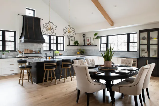 $1,249,500 | 209 Quail Street, Mahtomedi, MN 55115