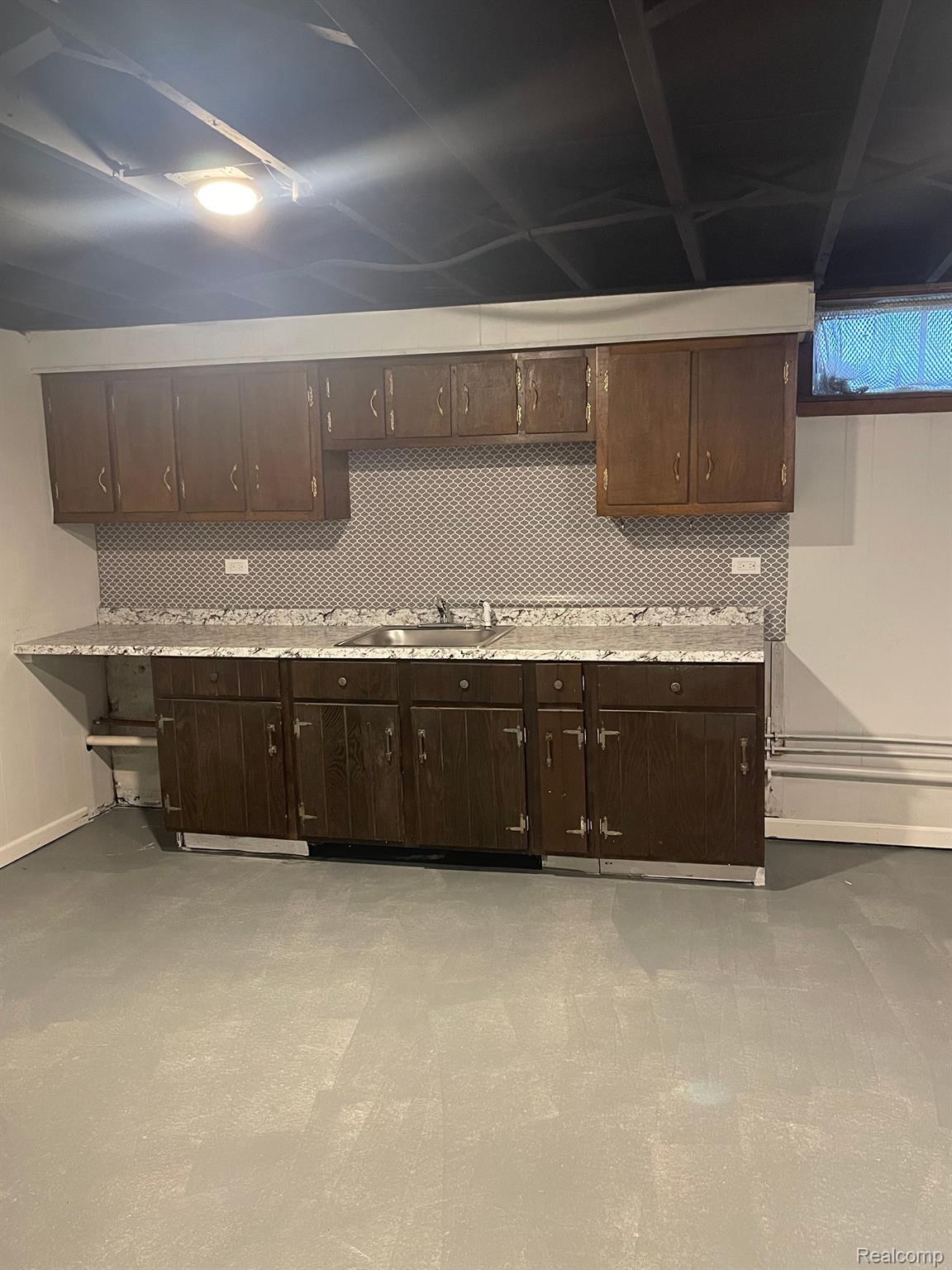 2173 South Graham Road Flint, MI 48532 - Photo 27 of 30 Gallery Image 27