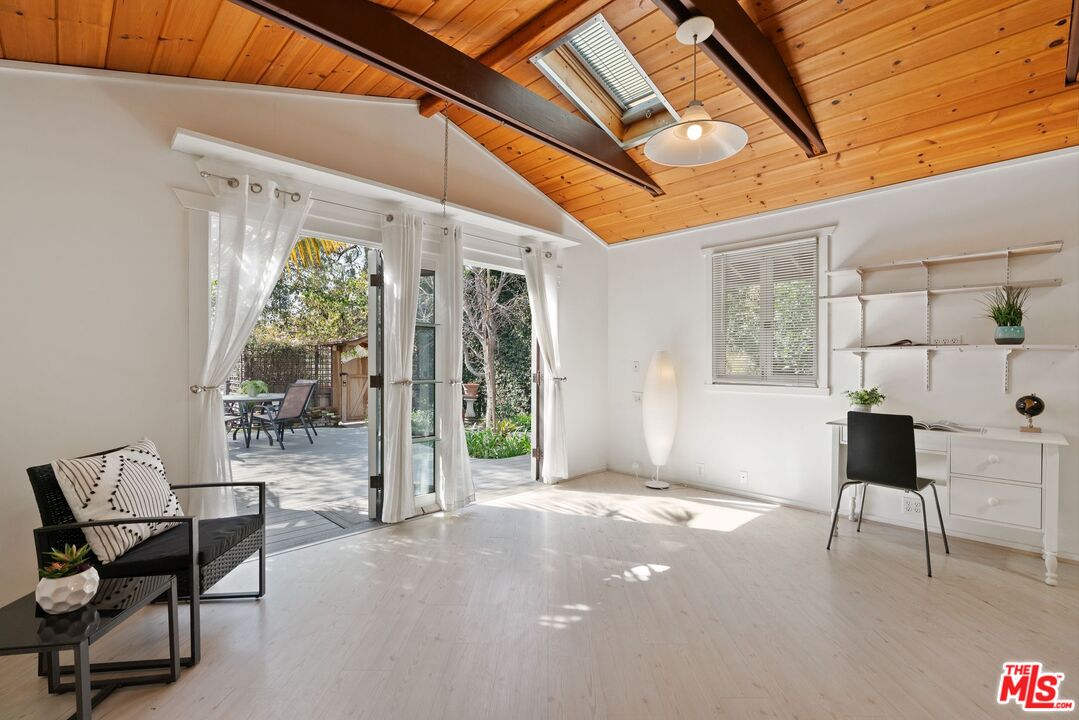 1753 10th Street Santa Monica, CA 90404 - Photo 7 of 40 Gallery Image 7