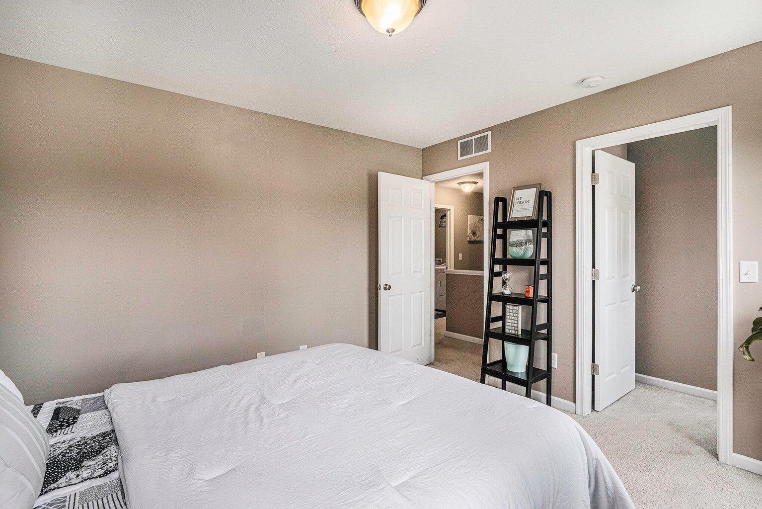 2425 Sagebrush Street Kalamazoo, MI 49006 - Photo 11 of 26 20230803153553561500000000-o