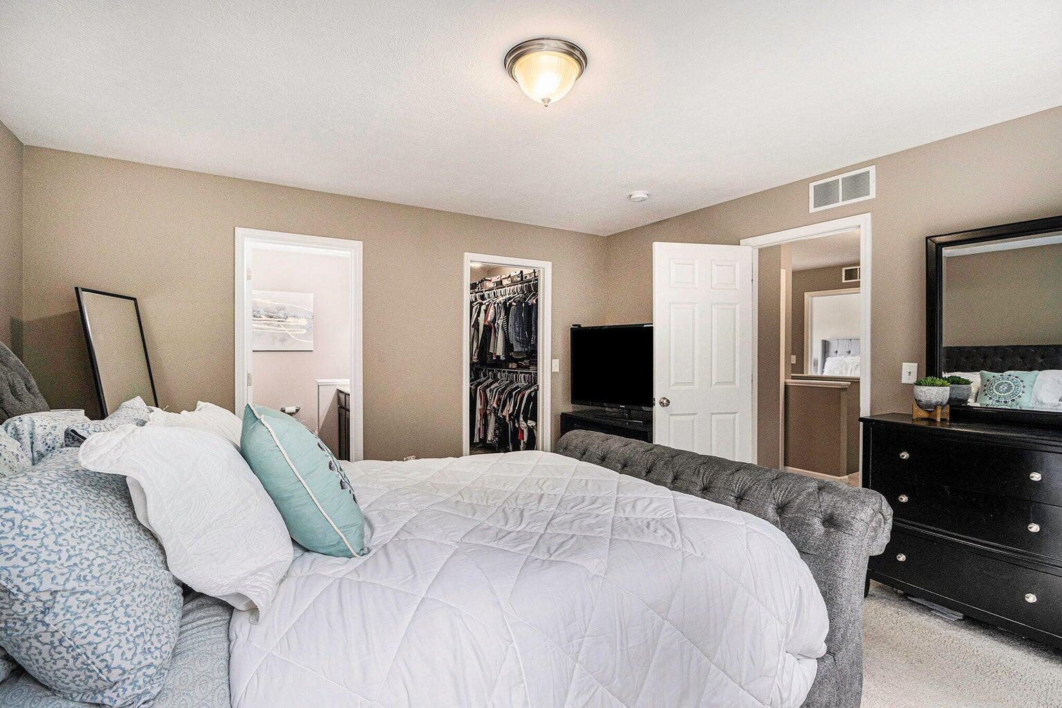 2425 Sagebrush Street Kalamazoo, MI 49006 - Photo 14 of 26 20230803153605869207000000-o