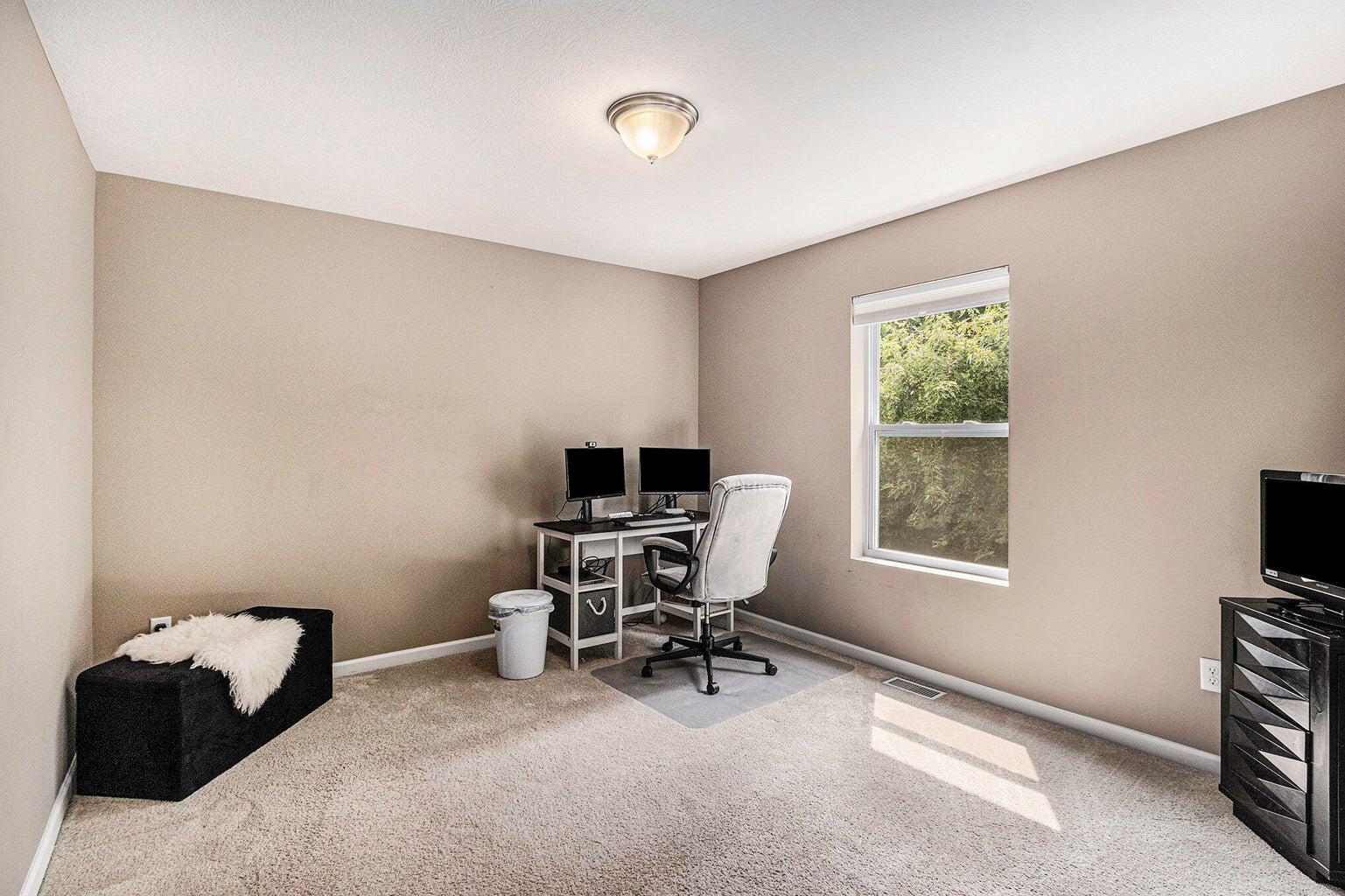 2425 Sagebrush Street Kalamazoo, MI 49006 - Photo 10 of 26 20230803153559540037000000-o