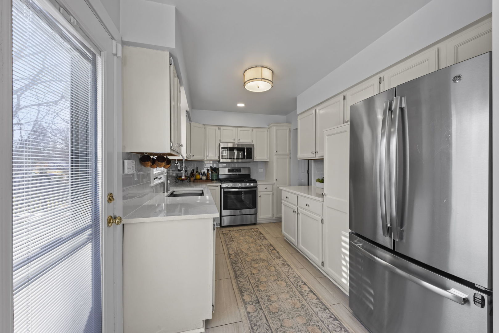 151 E Road Glen Ellyn, IL 60137 - Photo 8 of 38 Gallery Image 8