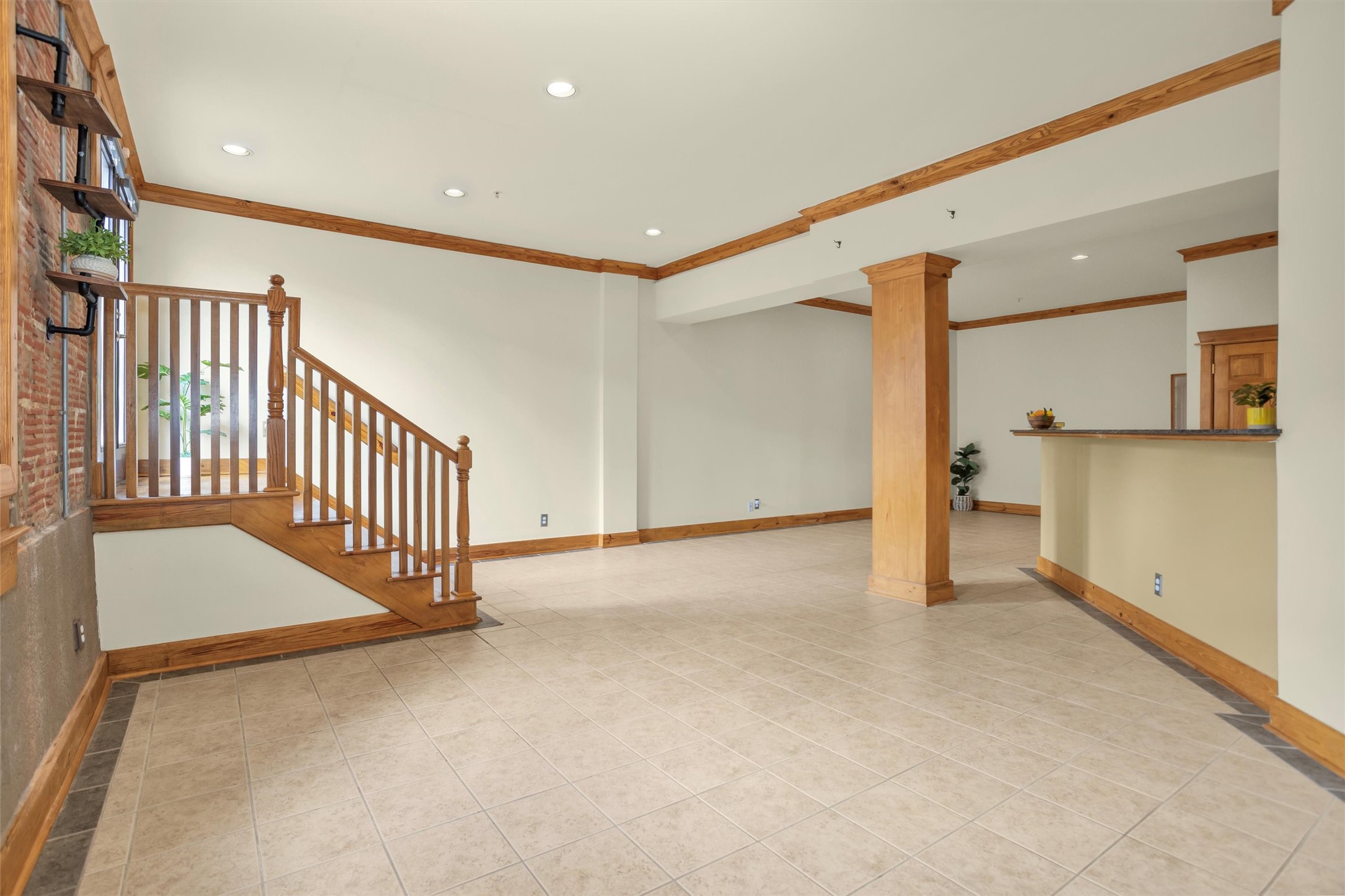 215 West Norma Street, Unit 104 Houston, TX 77009 - Photo 16 of 37 a view of an empty room