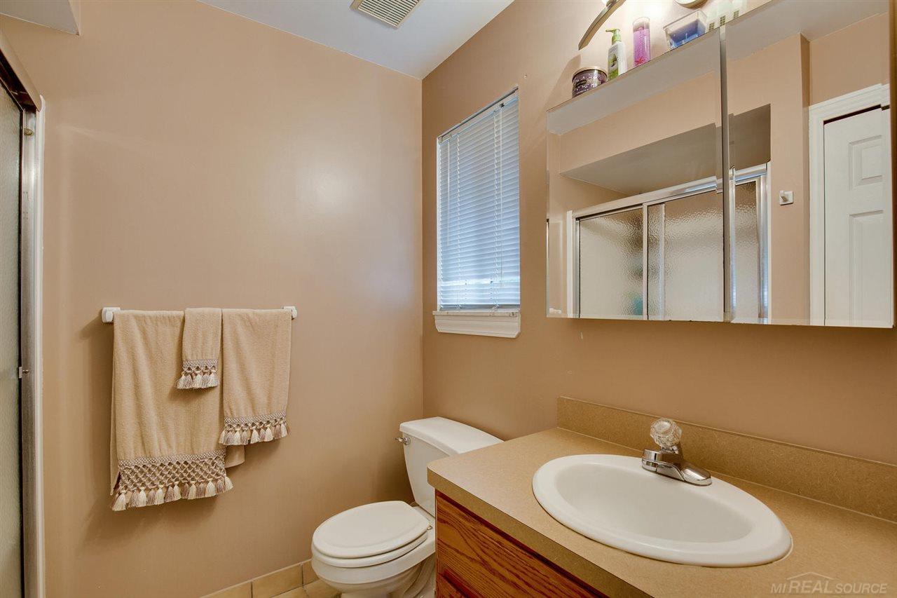 2800 York Road Rochester Hills, MI 48309 - Photo 15 of 26
