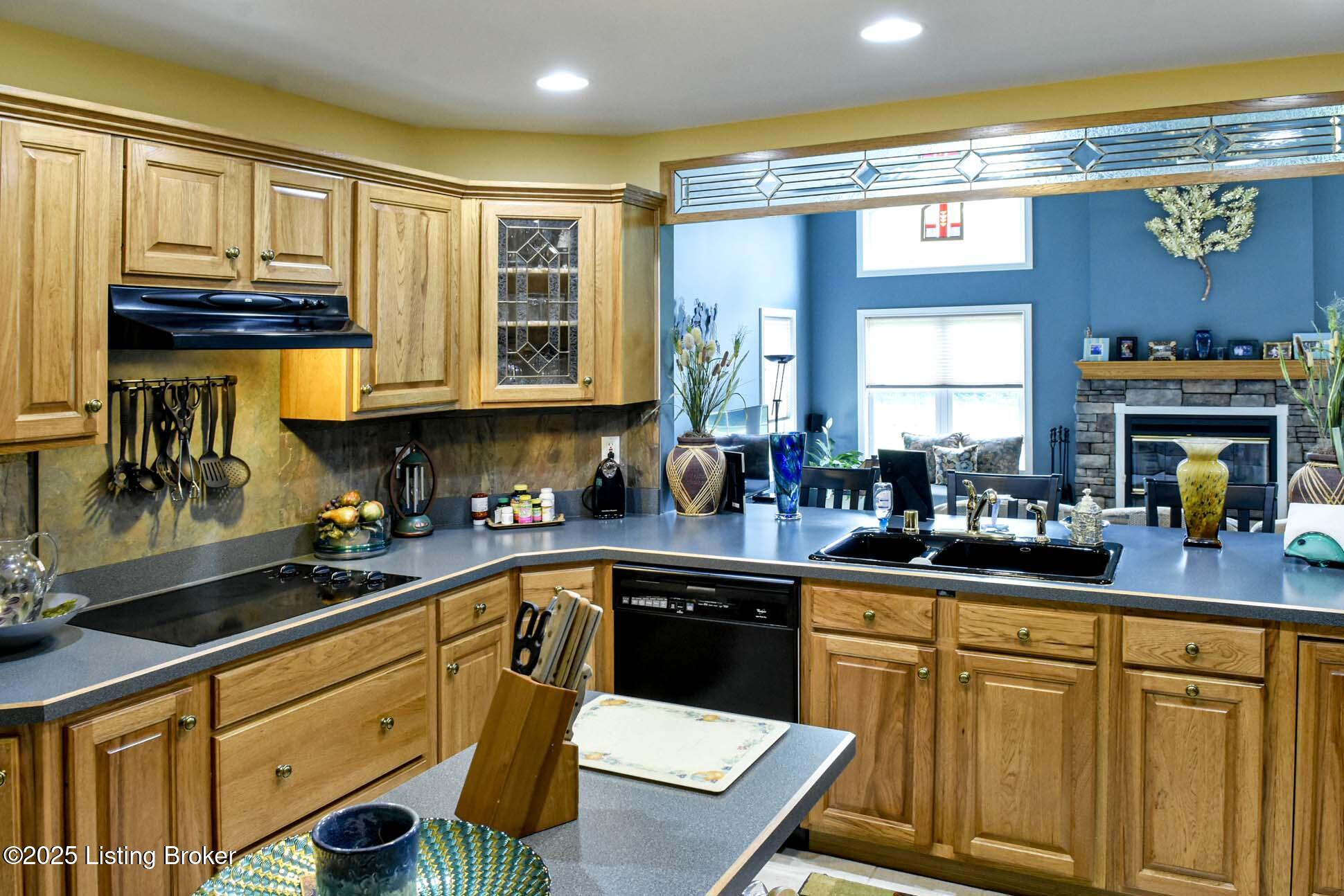 9108 Fairmount Road Louisville, KY 40291 - Photo 29 of 109 FairmountRd_0075