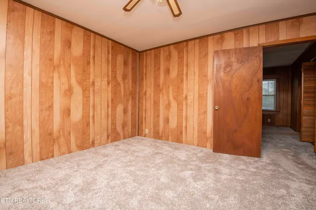 $300,000 | 9316 Tipple Lane, Mascot, TN 37806