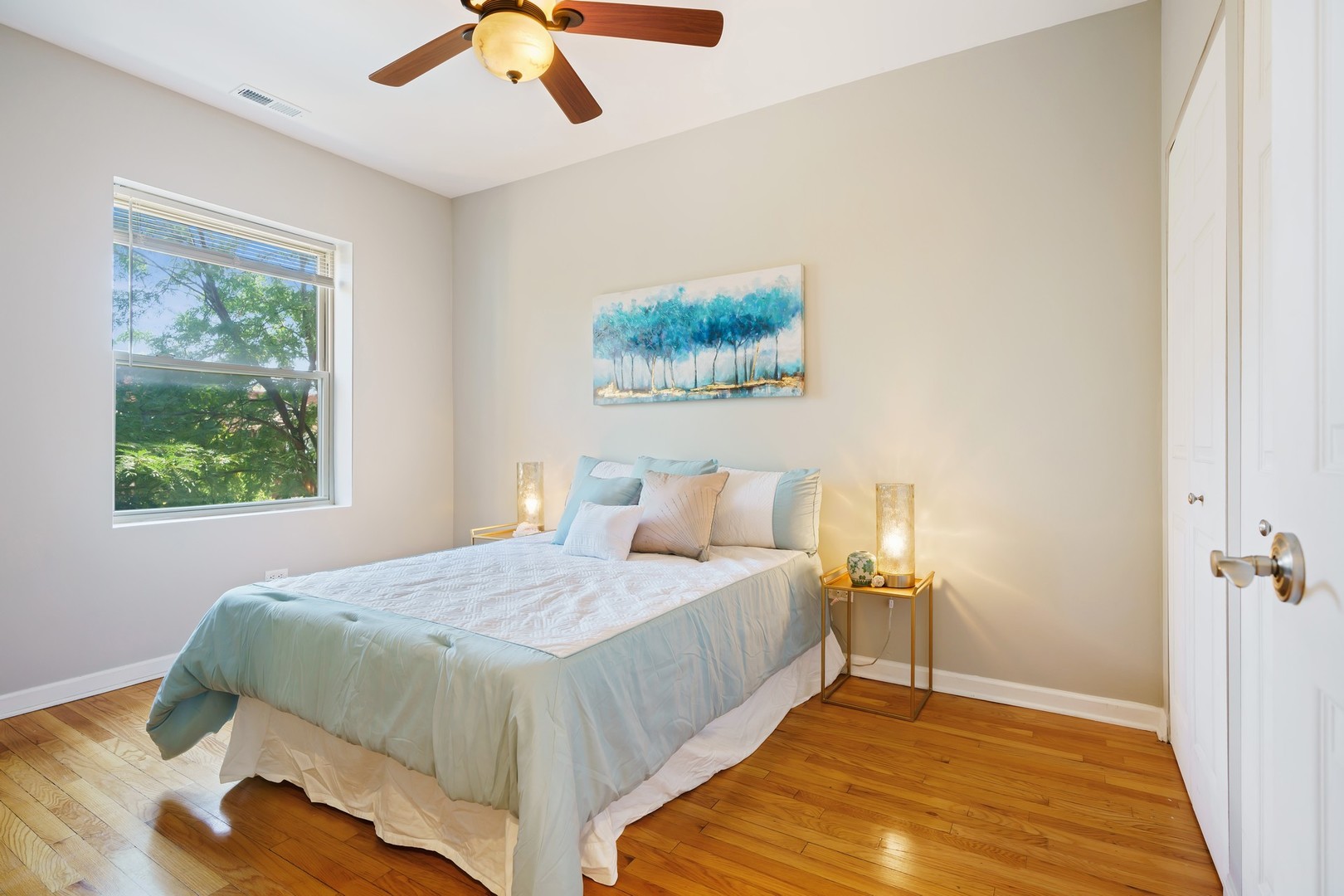 4344 North Spaulding Avenue, Unit 2 Chicago, IL 60618 - Photo 11 of 15 a bedroom with a bed and a window