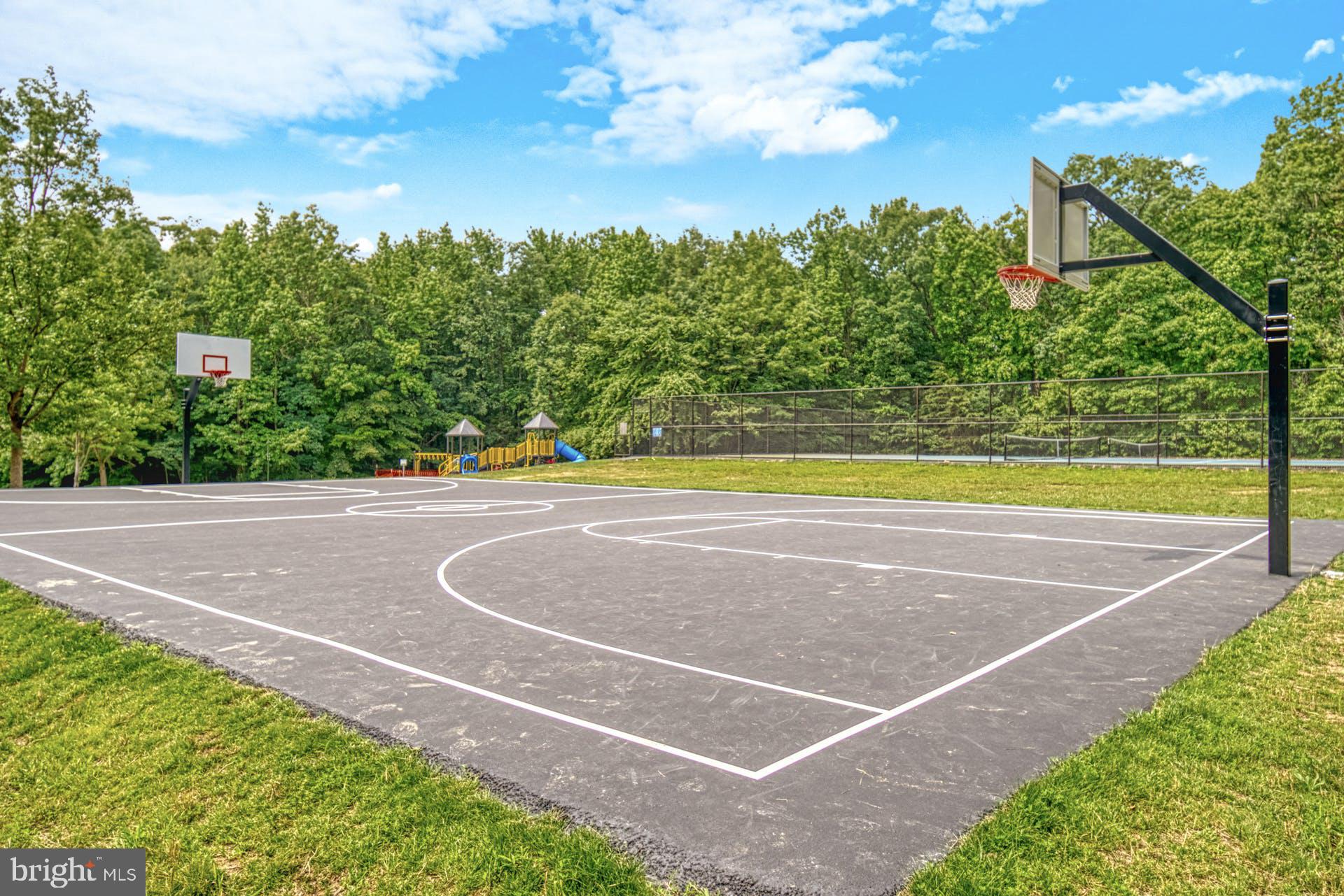 8286 Raindrop Way Springfield, VA 22153 - Photo 33 of 40 Basketball Courts