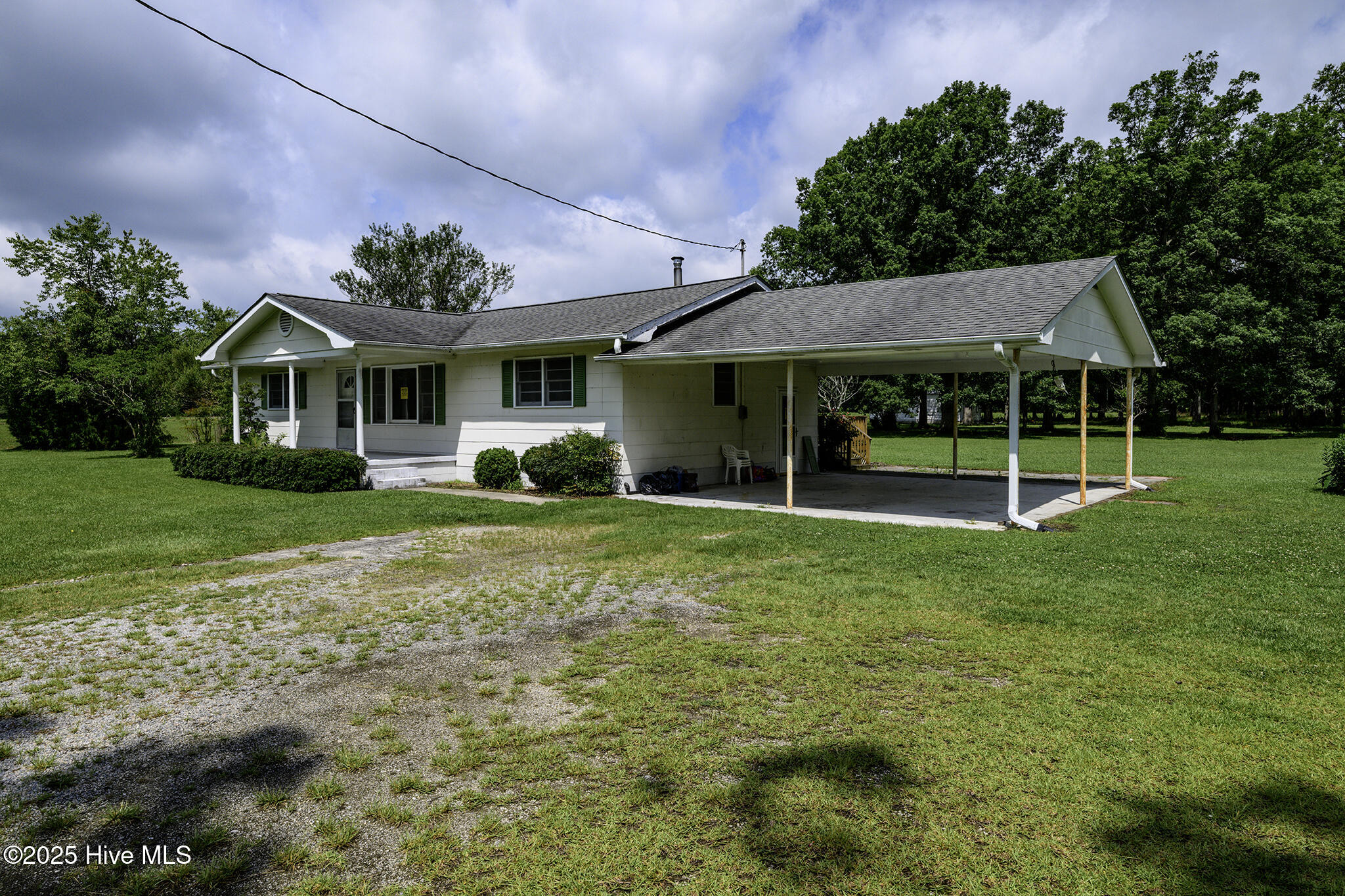 205 Hudnell Road Vanceboro, NC 28586 - Photo 8 of 71 205 Hudnell Road, Ernul, NC 28527