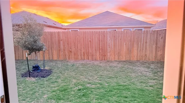$2,200 | 328 Havarti Way, New Braunfels, TX 78130