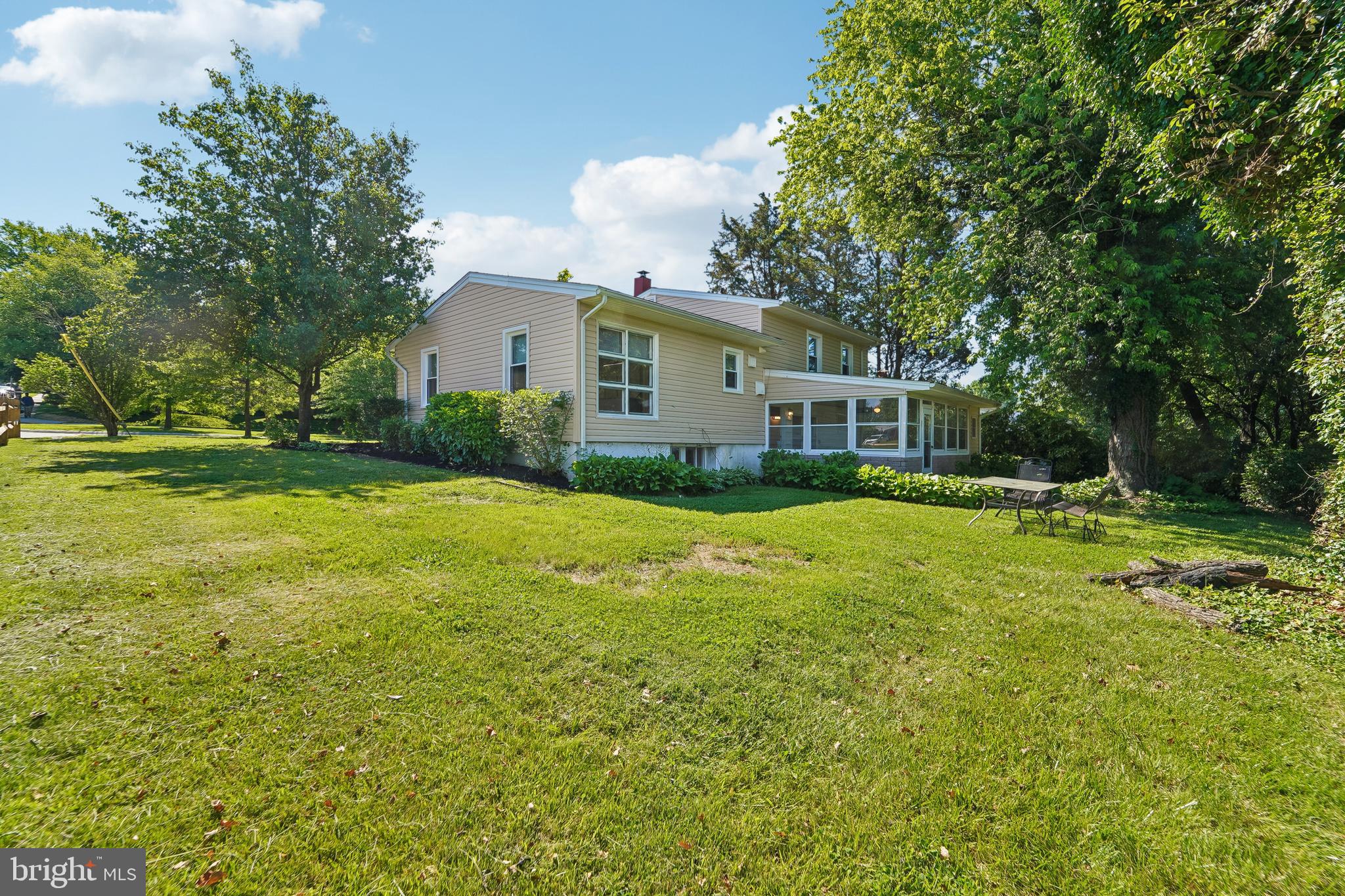 7610 Knollwood Road Towson, MD 21286 - Photo 38 of 41 Back Exterior