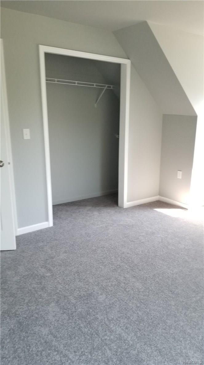 43409 Willow Road Belleville, MI 48111 - Photo 15 of 38 20180813_111943.jpg