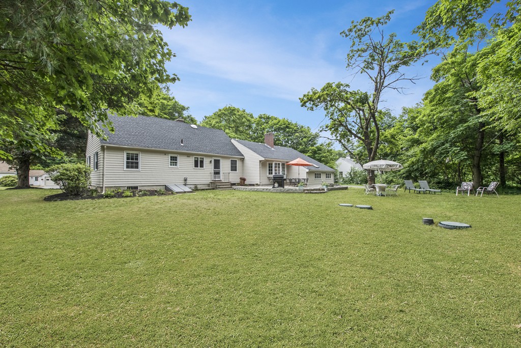 11 Forrest Road Topsfield, MA 01983 - Photo 7 of 30